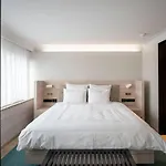 Becozy Self Check-In & Pop-Up Hotel