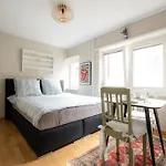Apartment Im Herzen Der Zuercher Altstadt *