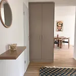 Stilvolle In Oerlikon! -202- Apartment