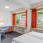 Marta - 1950's Architecture In Zurich's Vibrant Old Town, Near Main Station Hotel 2*