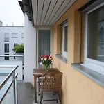 Executive 1BD flat in city center - Hösch 3