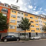Executive 1BD flat in city center - Hösch 3