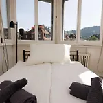 Basic & Cozy & Walkable Apartment