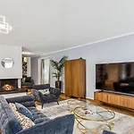Old Town Gem By Grossmuenster Ac Free Parking Apartment *