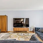 Apartment Old Town Gem By Grossmuenster Ac Free Parking *
