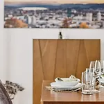 Old Town Gem By Grossmuenster Ac Free Parking Apartment *