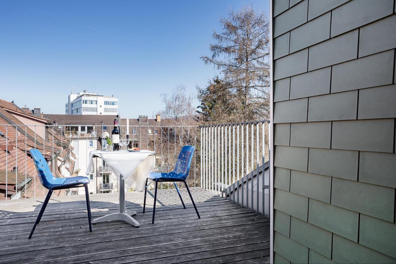 Swiss Star - Contactless Self Check-in *