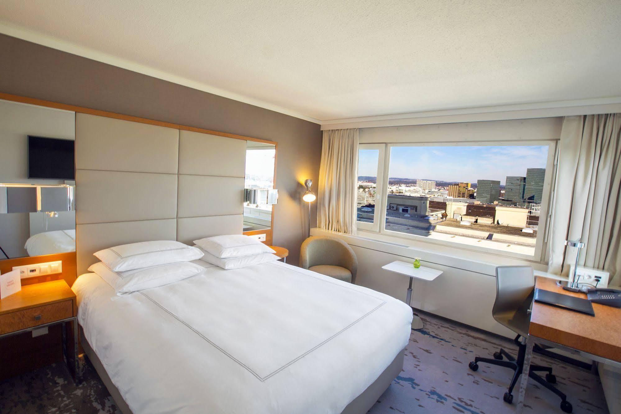 Swissotel Hotel 4*
