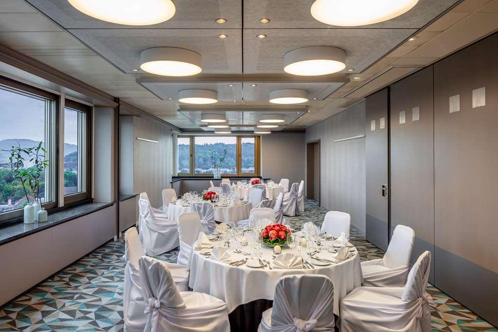 Becozy Self Check-in & Pop-up Hotel