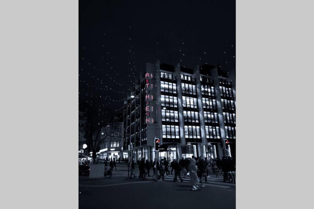 Turicum Mit Balkon Und Parkplatz Apartment *