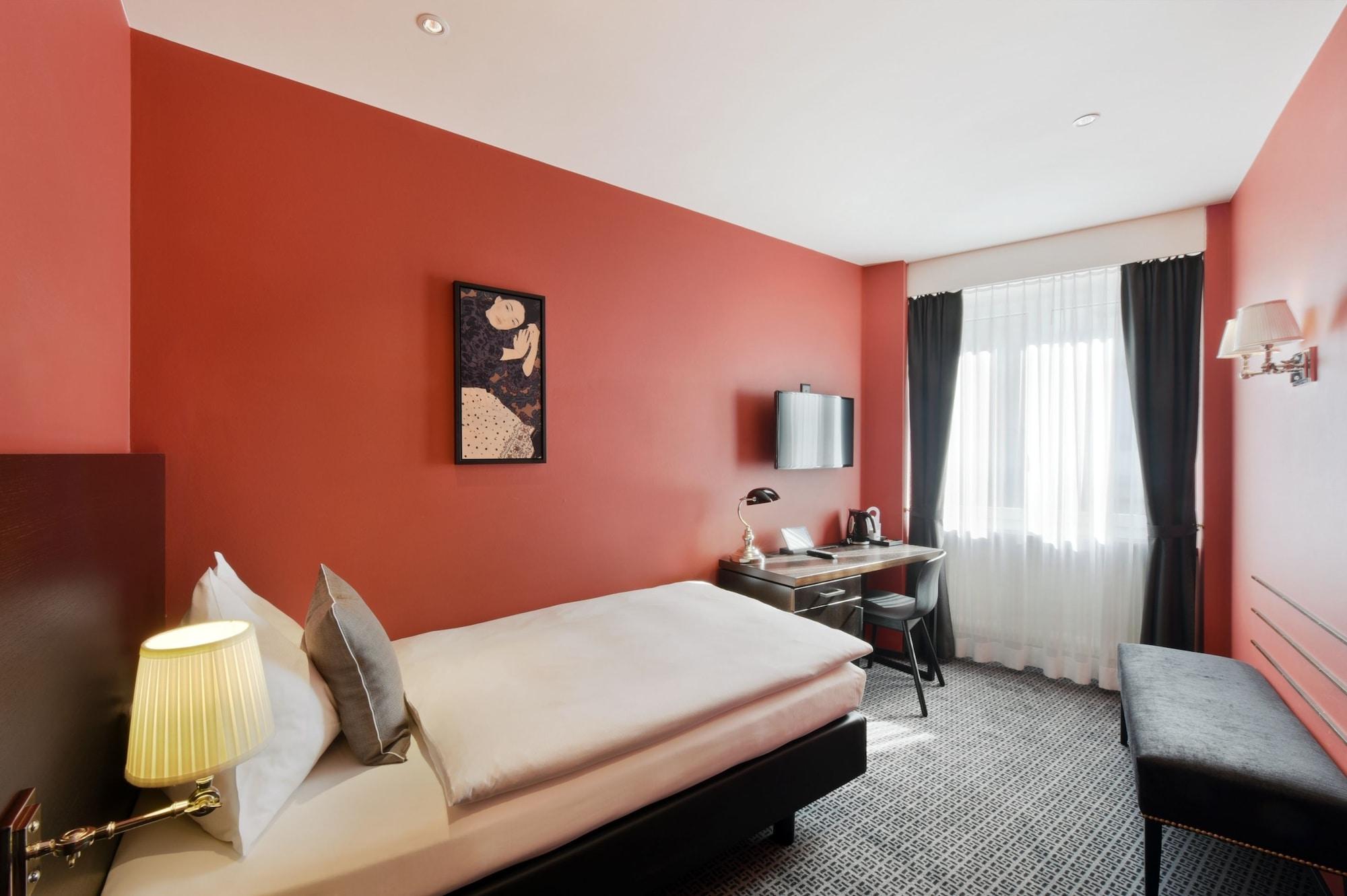 City Design & Lifestyle Hotel