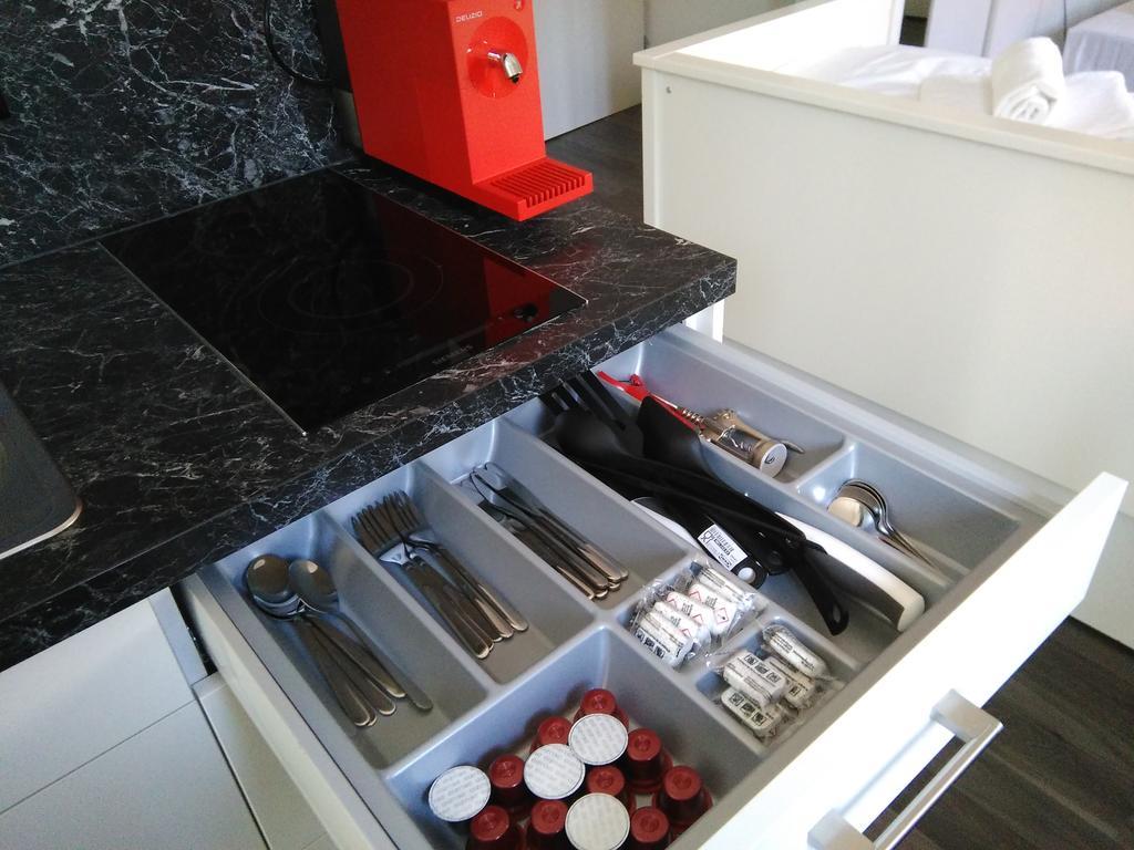 Inside Five Aparthotel 3*