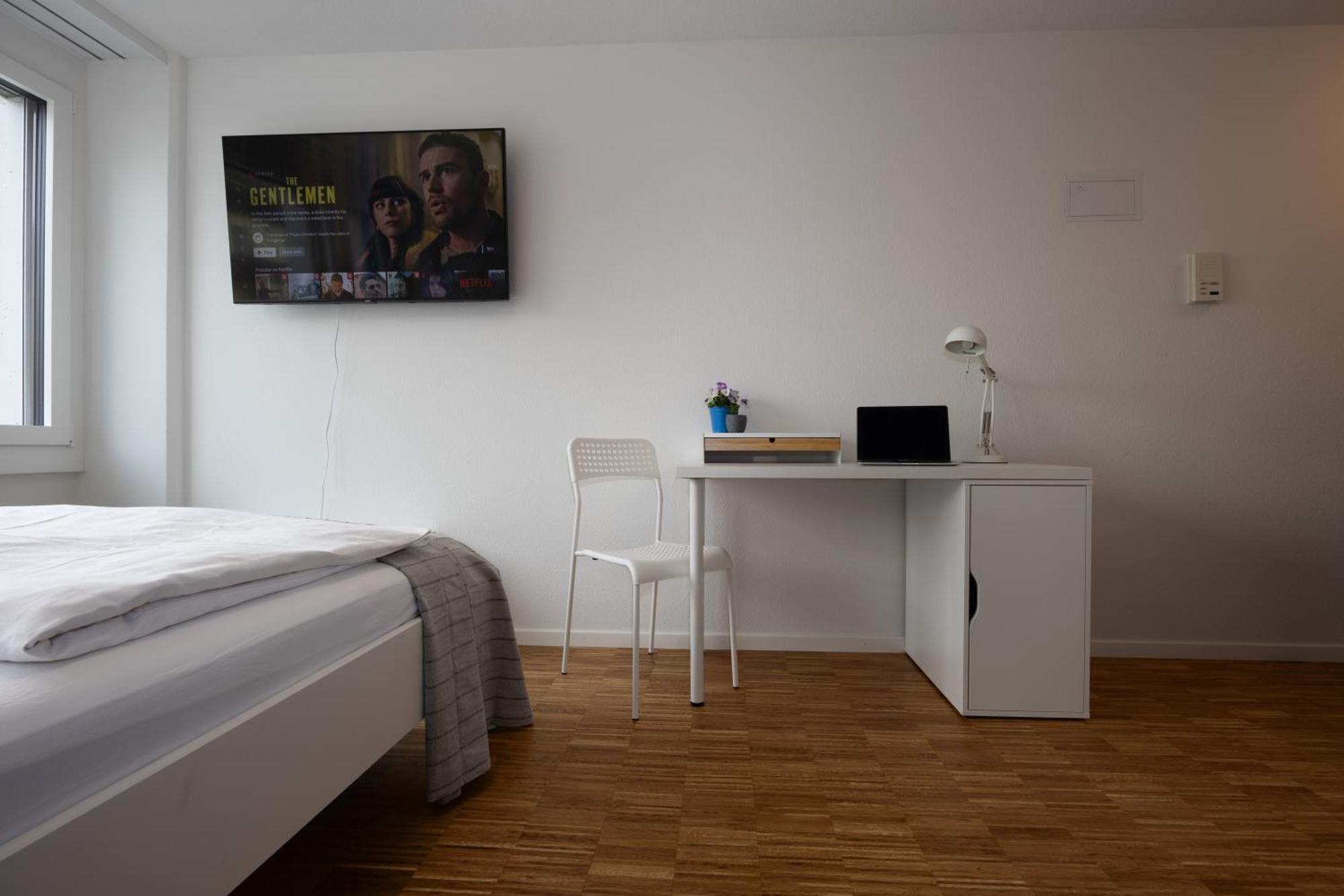 Reizendes Tiny Albisriederplatz *