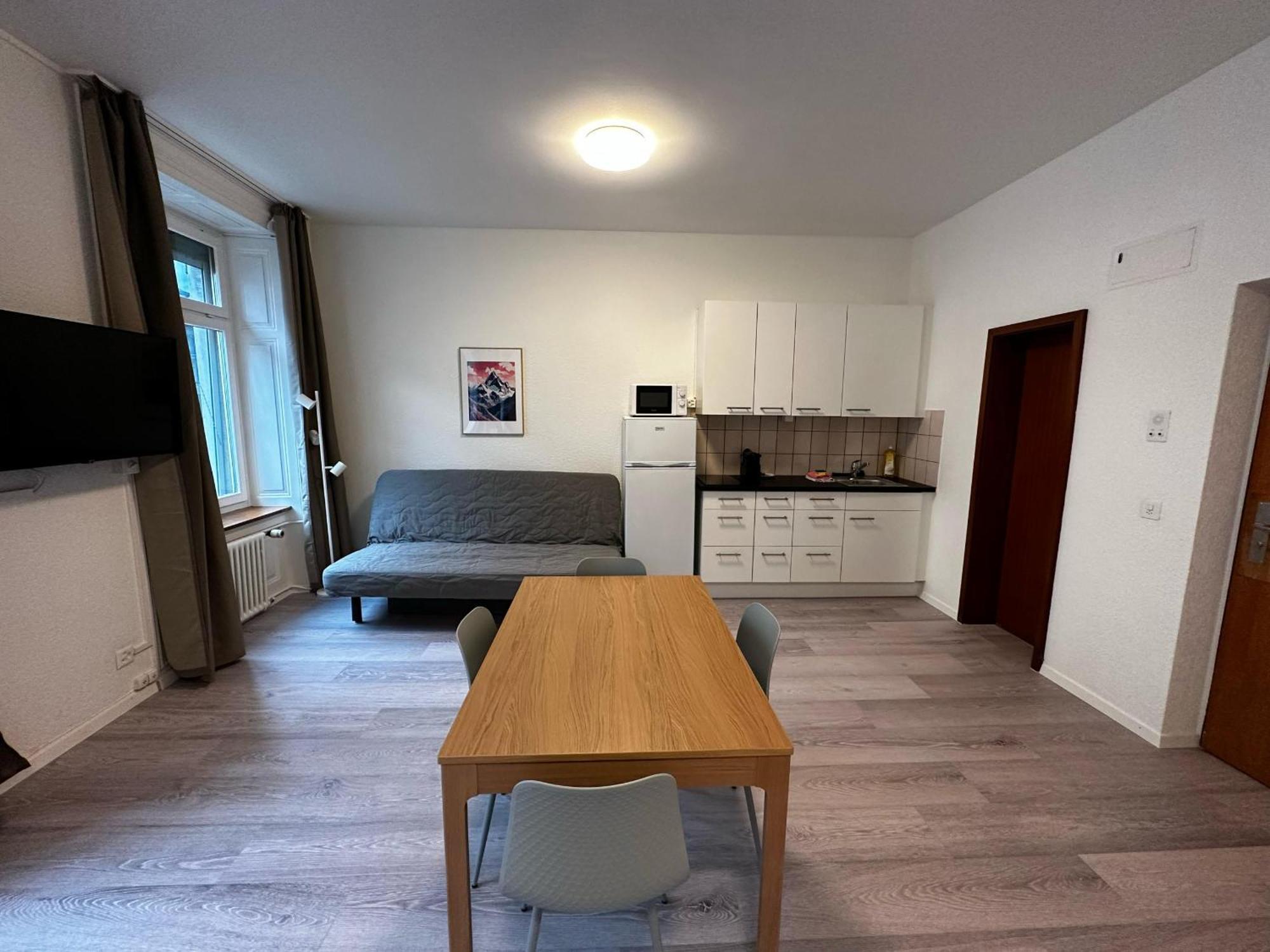 Apartment Hitrental Seefeld - Kreuzstrasse Zurich