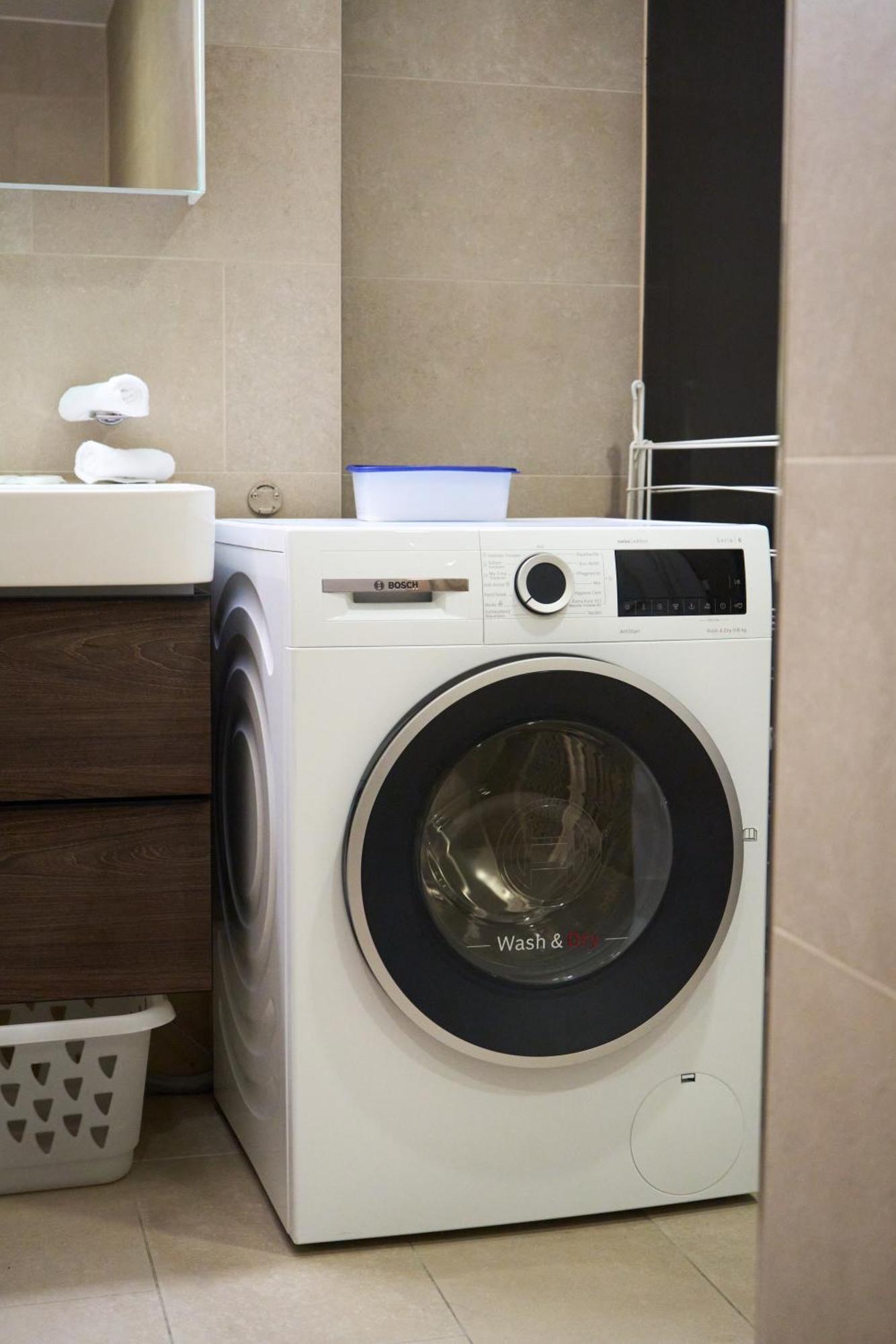 Wollishofen Station 2 Bedroom Luxury