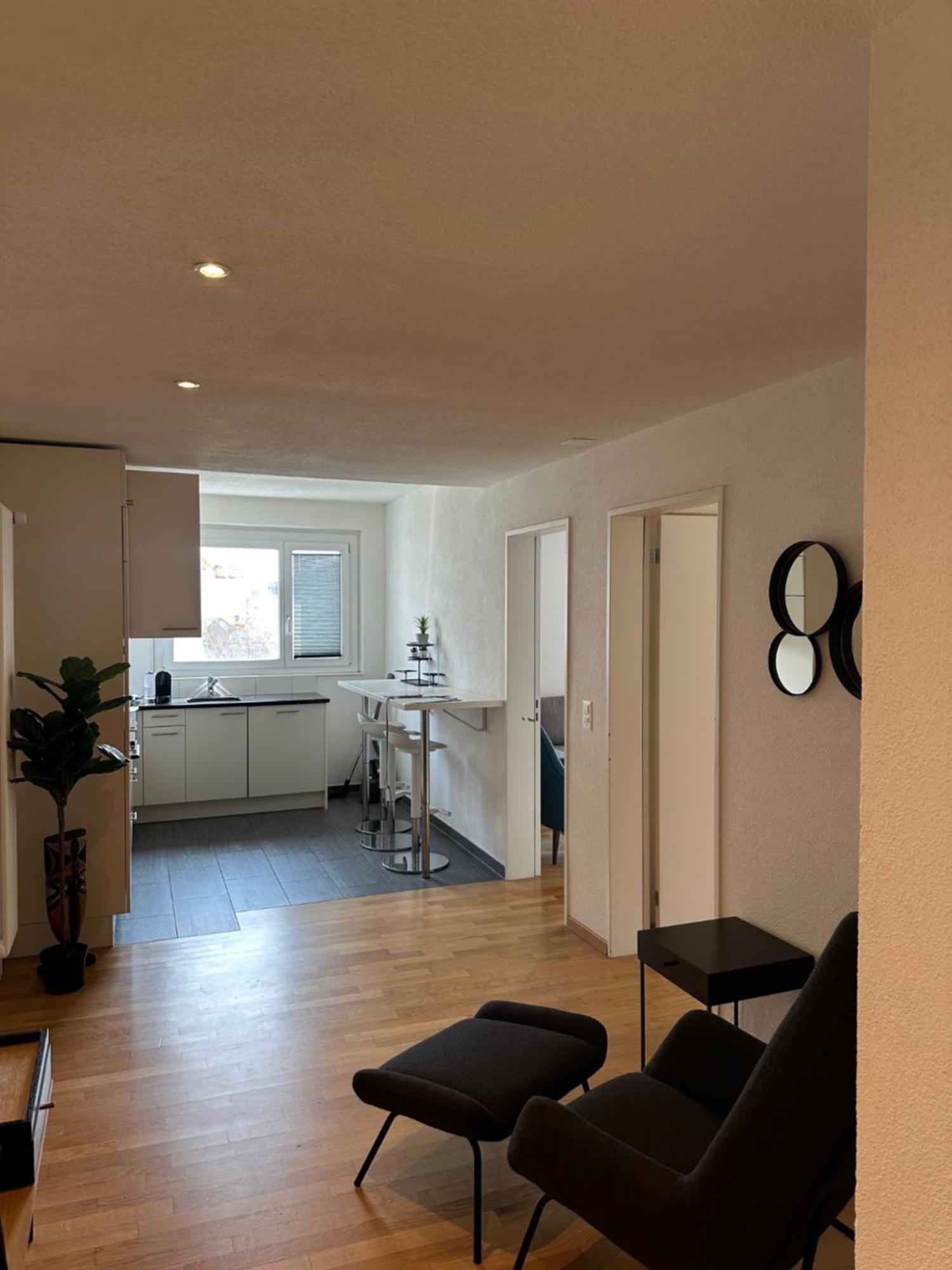 In West-eichbuehlstr 62-68 * Zurich