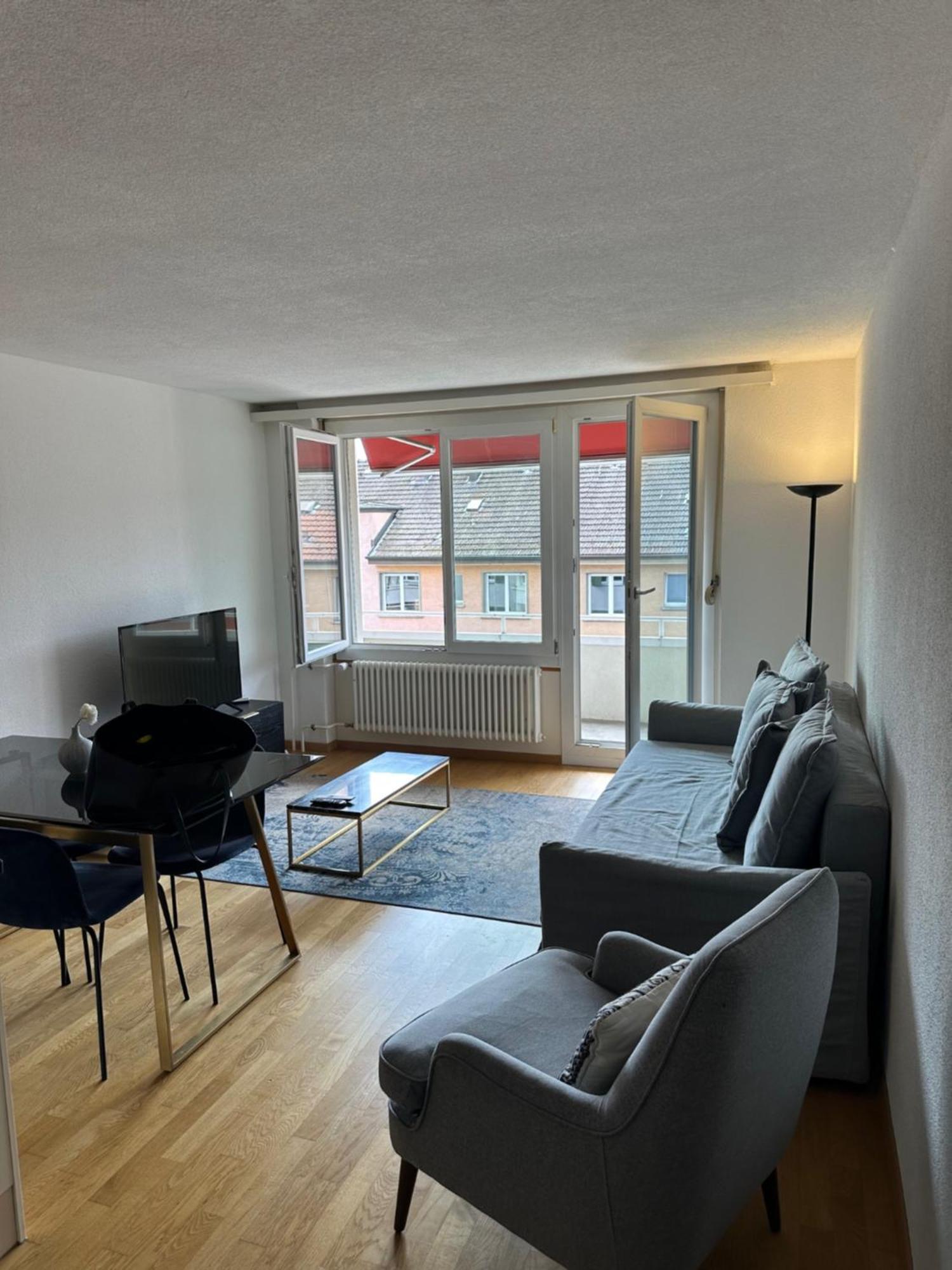 Apartment In West-eichbuehlstr 62-68 Zurich