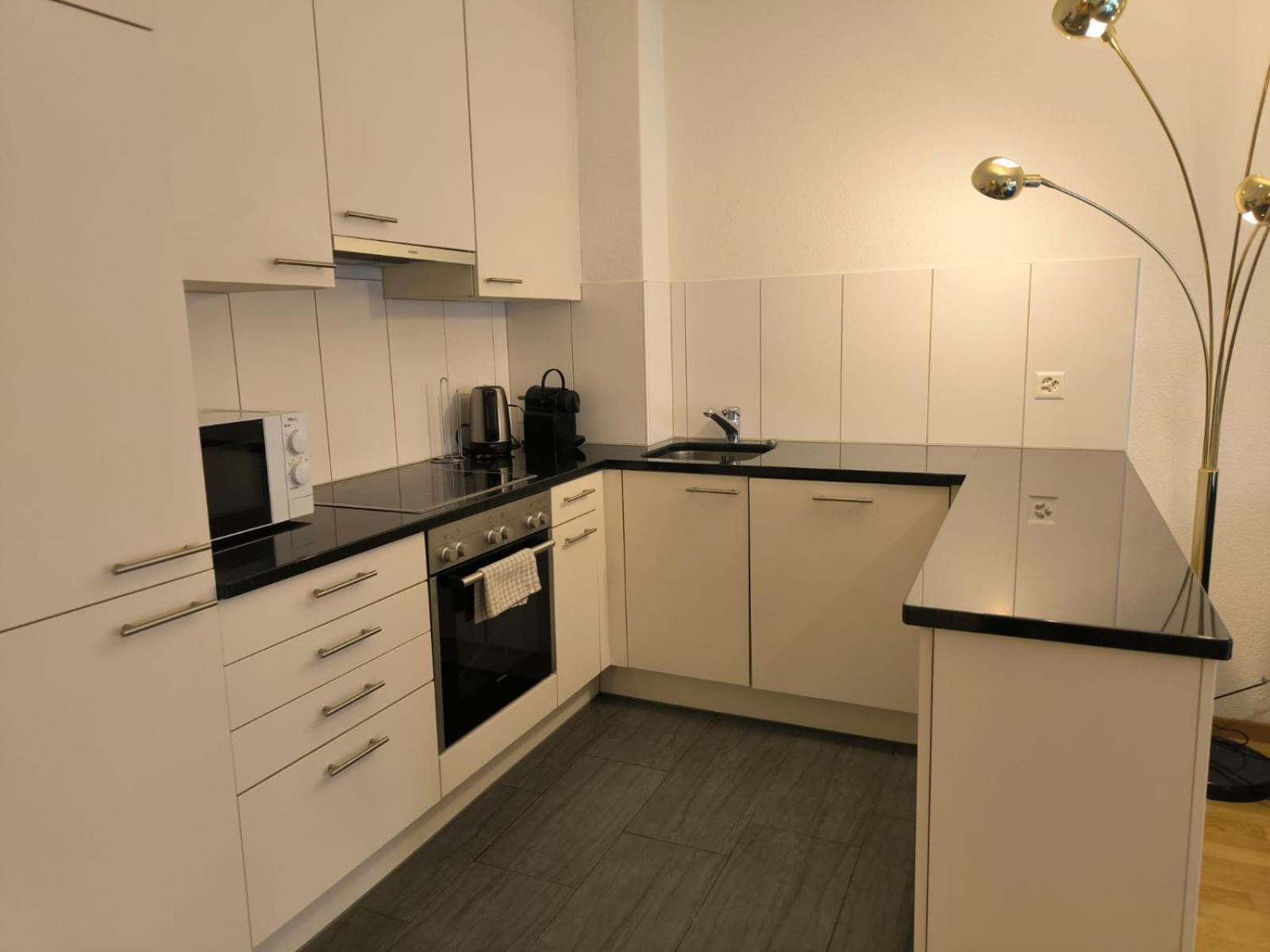 In West-eichbuehlstr 62-68