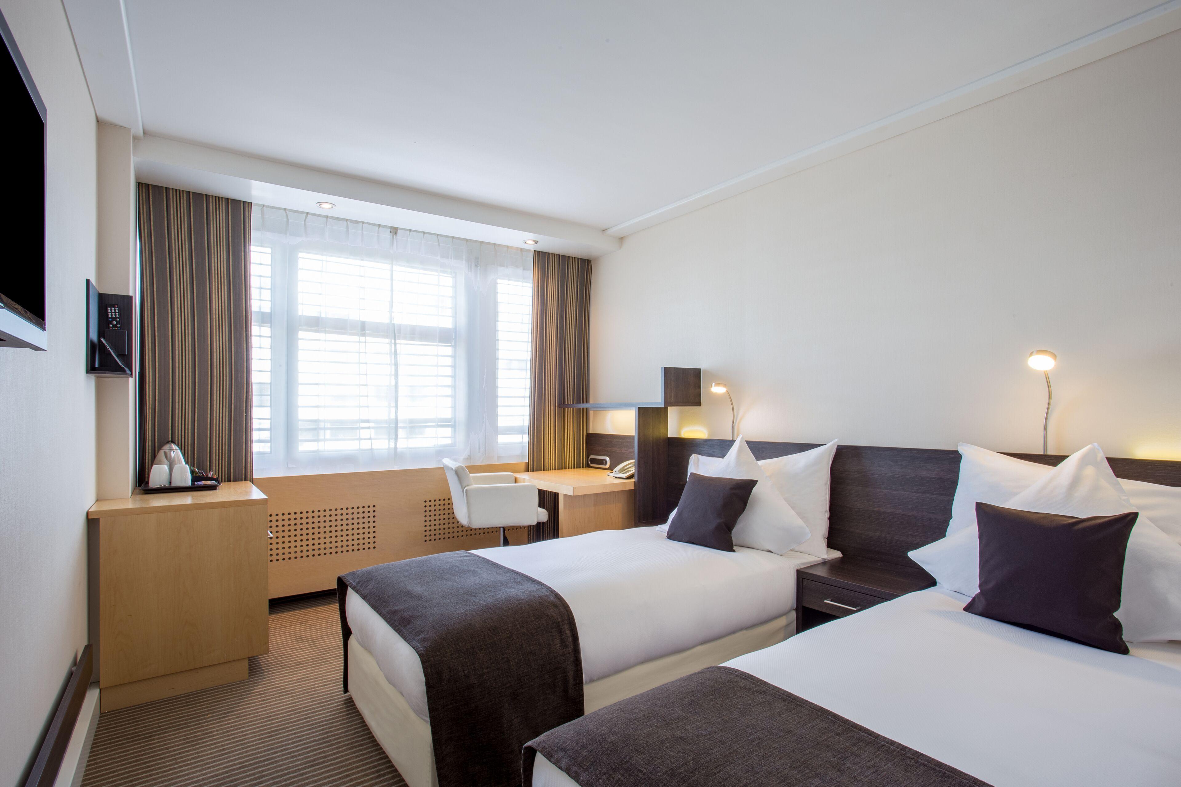 Crowne Plaza By Ihg Hotel Zurich