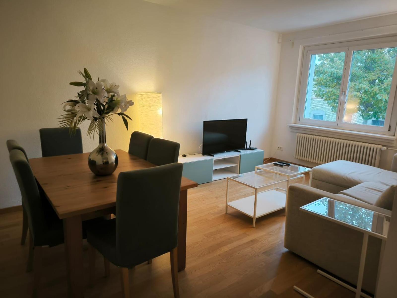 Apartment In West-eichbuehlstr 62-68 *