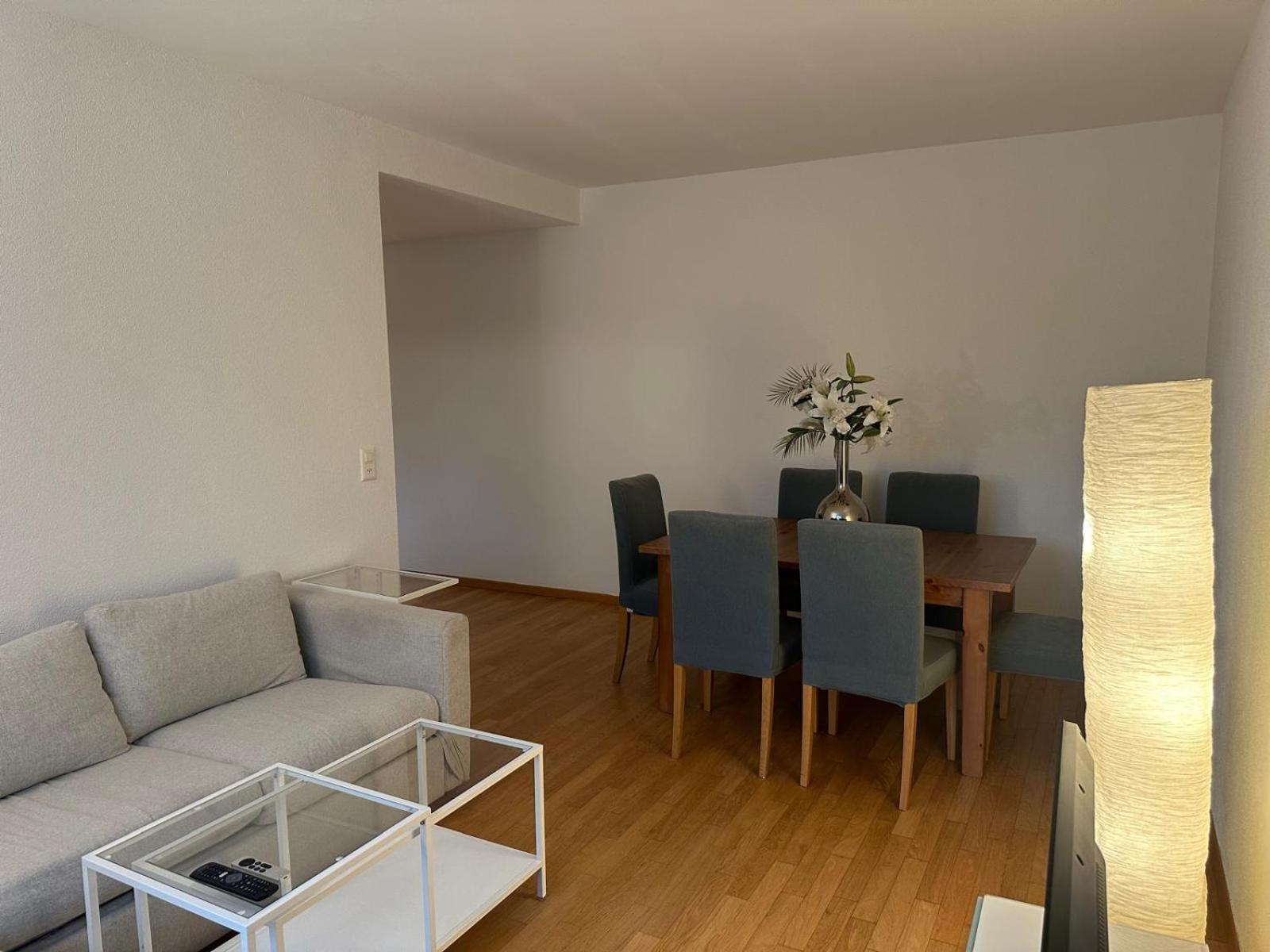 Apartment In West-eichbuehlstr 62-68