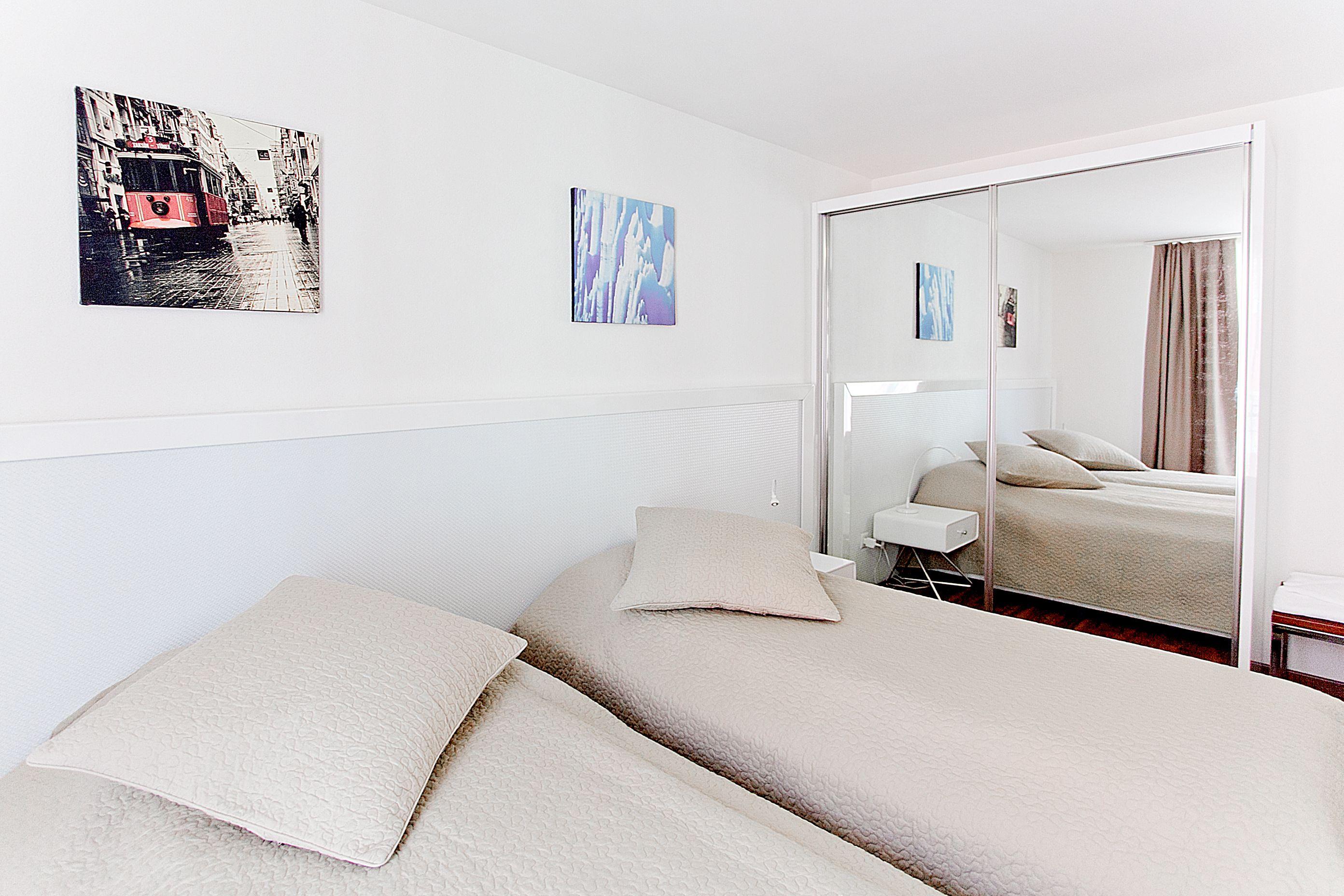 Premium By Livingdowntown Apartment *