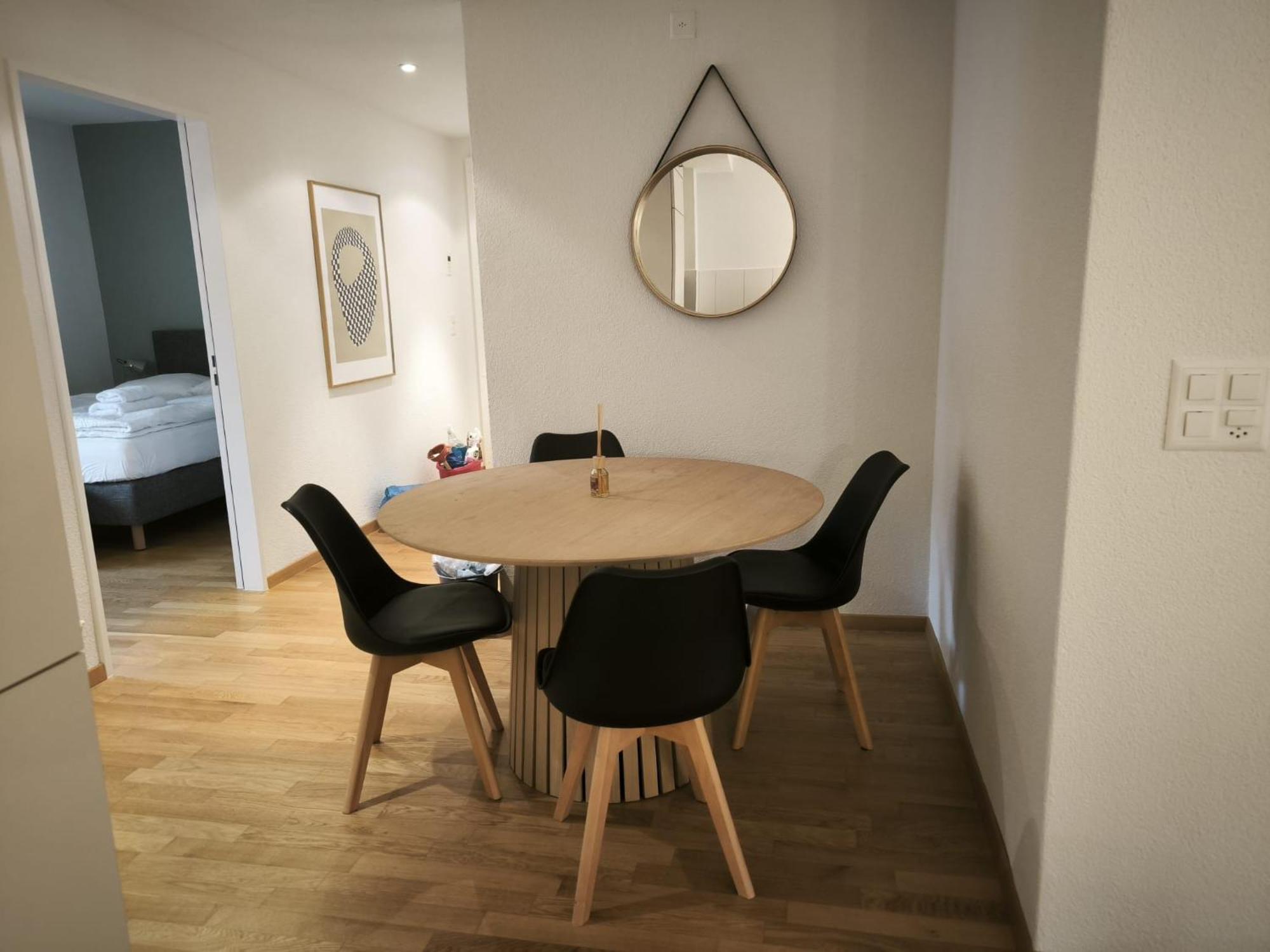 In West-eichbuehlstr 62-68 * Zurich