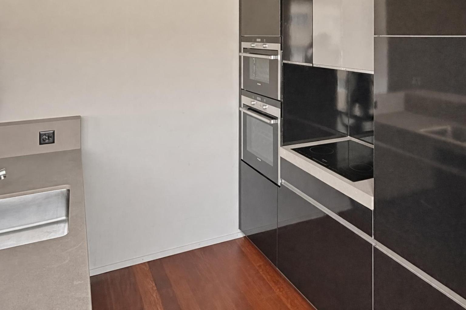 Comfortable 1br Flat At Great Location - Baron 44 Zurich