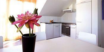 Swiss Star - Contactless Self Check-in Apartment *