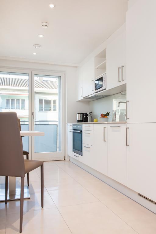 - Lindenstrasse 3* Zurique