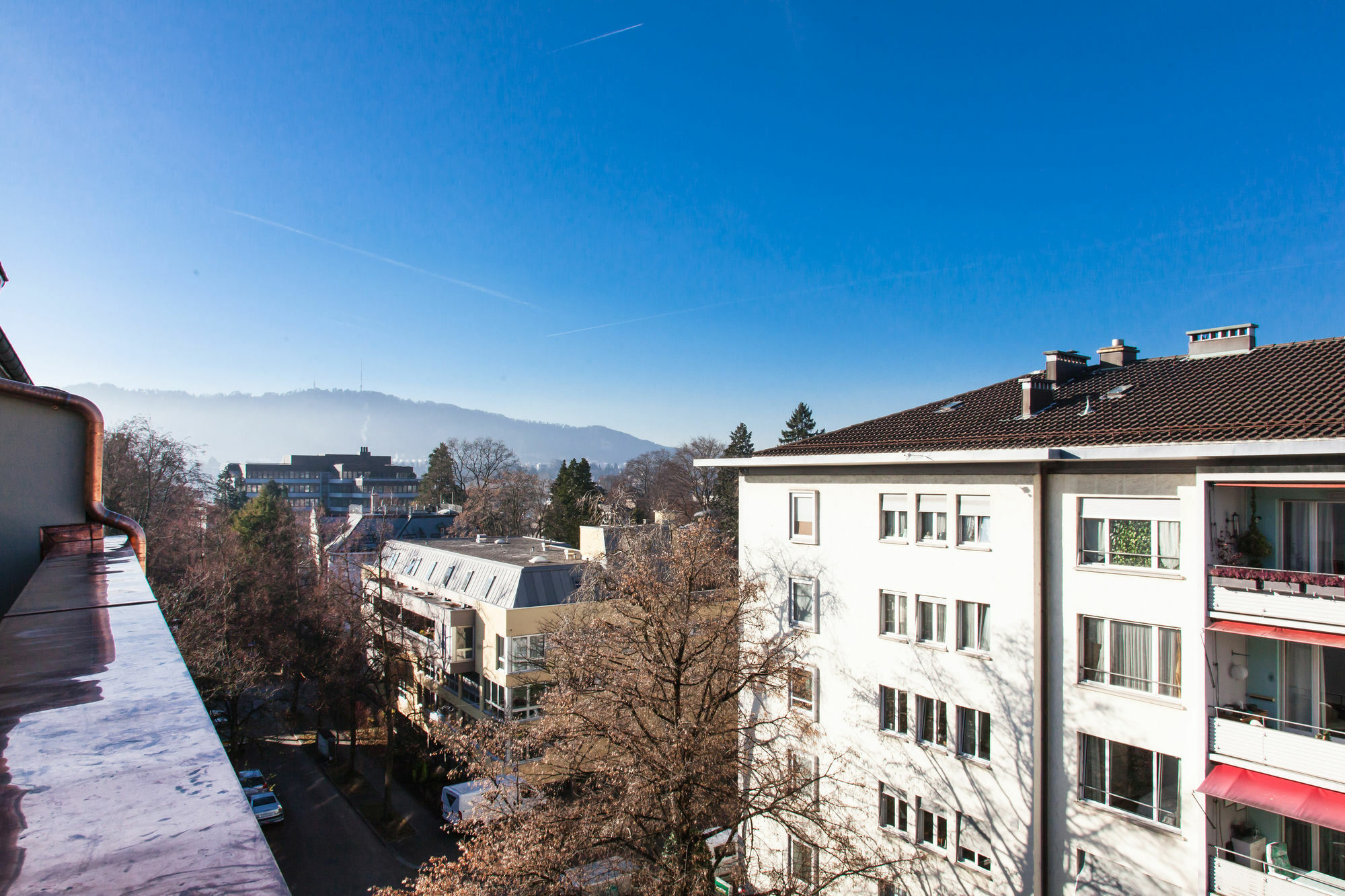- Lindenstrasse 3* Zurique