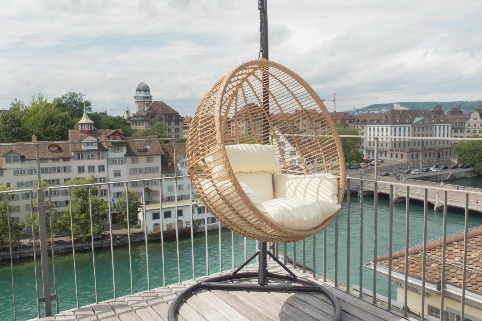 Apartment Airhome Limmatquai River View Zurich