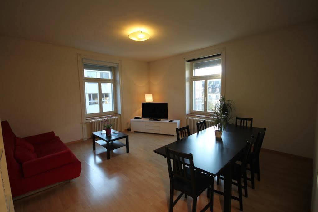 Hitrental Seefeld - Kreuzstrasse Apartment Zurich
