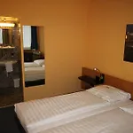 X-tra 3*