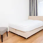 Swiss Star Longstreet - Self Check-in Apartment *
