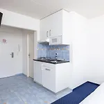 Swiss Star Longstreet - Self Check-in Apartment Zurich