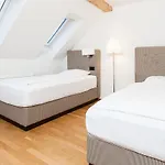 Swiss Star Longstreet - Self Check-in Apartment Zurich