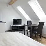 Swiss Star Longstreet - Self Check-in Apartment Zurich