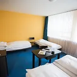 X-tra Hotel