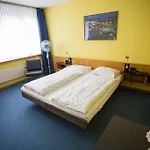 Hotel X-tra