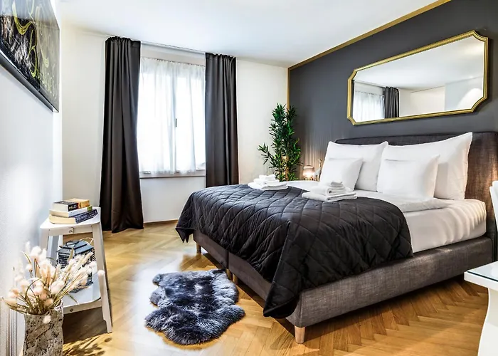 Boutique Luxury Living - Private Balcony I Best Location I Ac Comfort