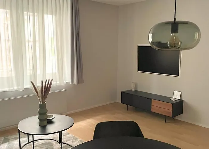 2 Rooms Apartment In District 4