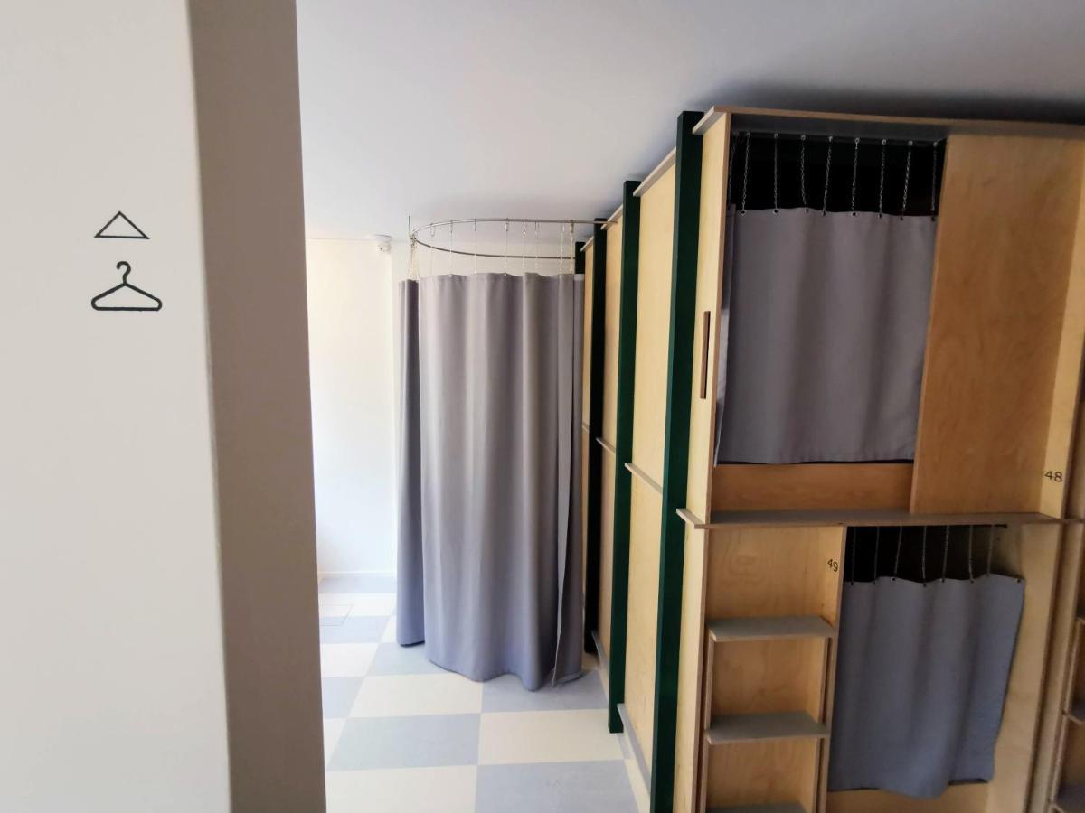 Marmot Capsule Albergue Zurique