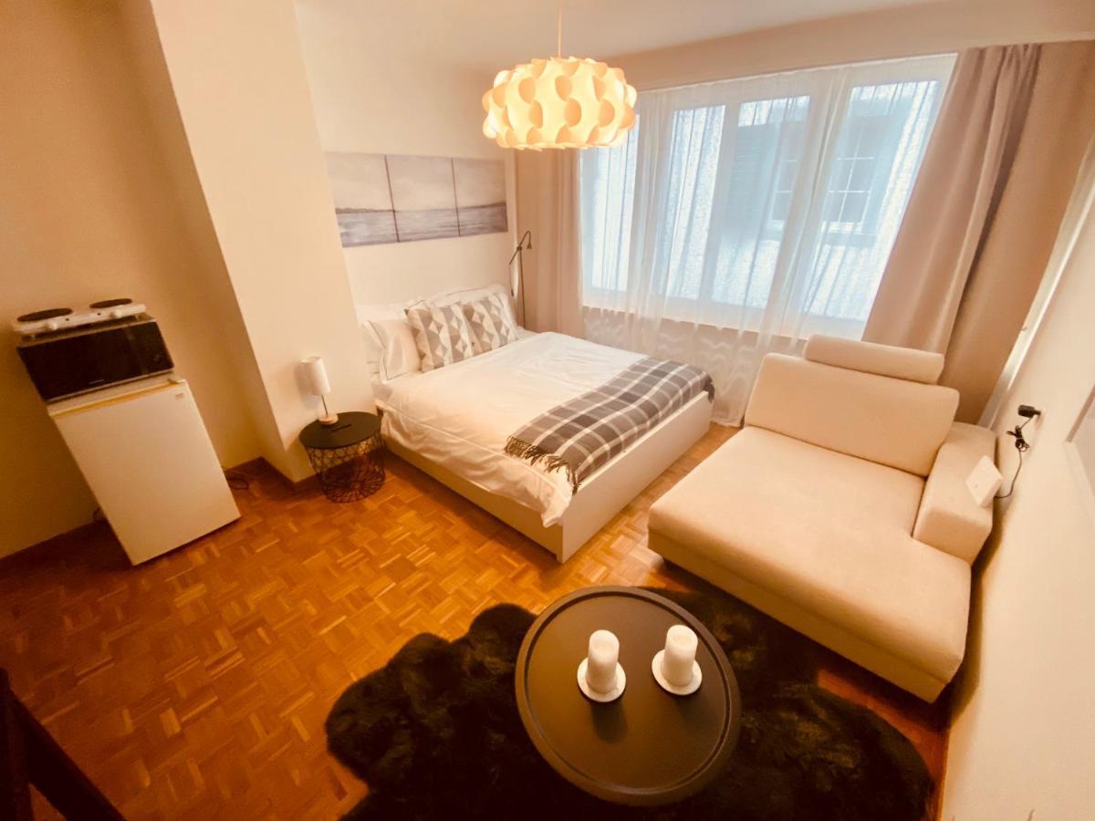 Airhome 4s Small Studio In The City Center Apartment *