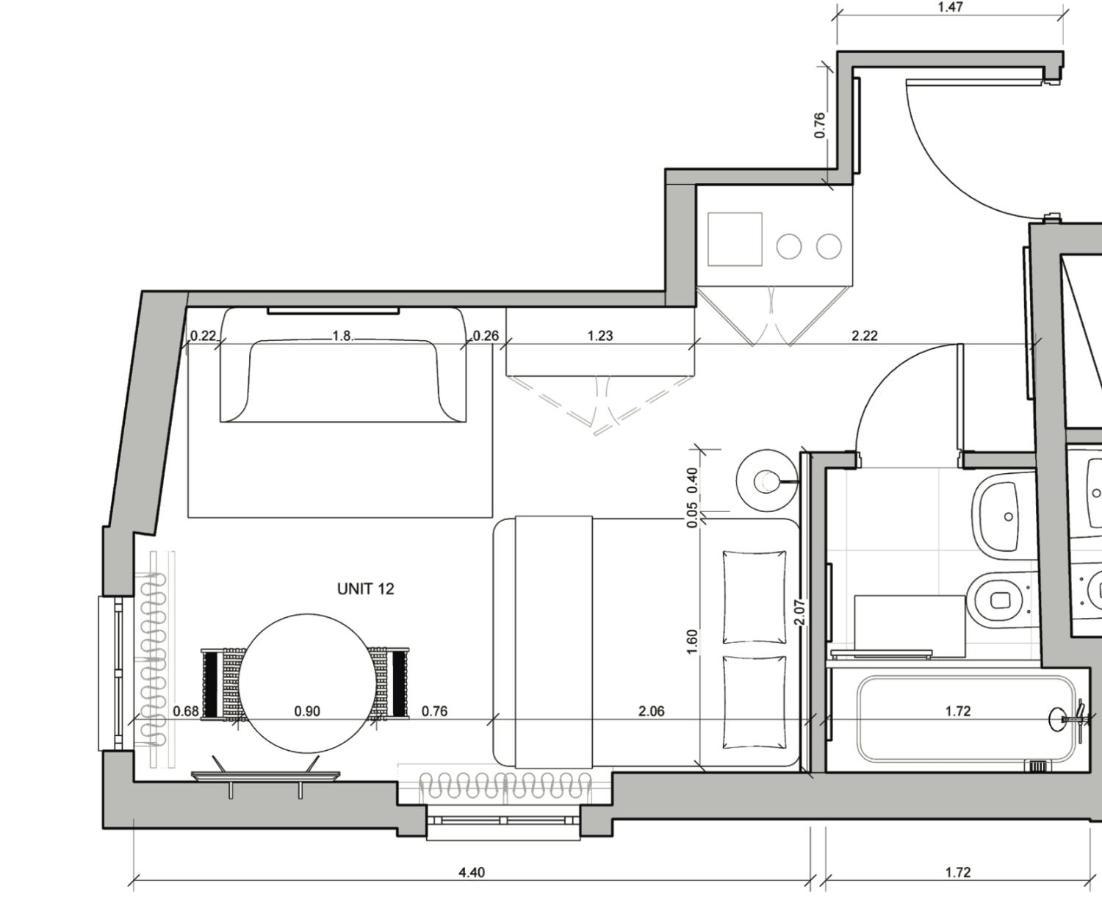 Cozy Unit 12 In Center Of