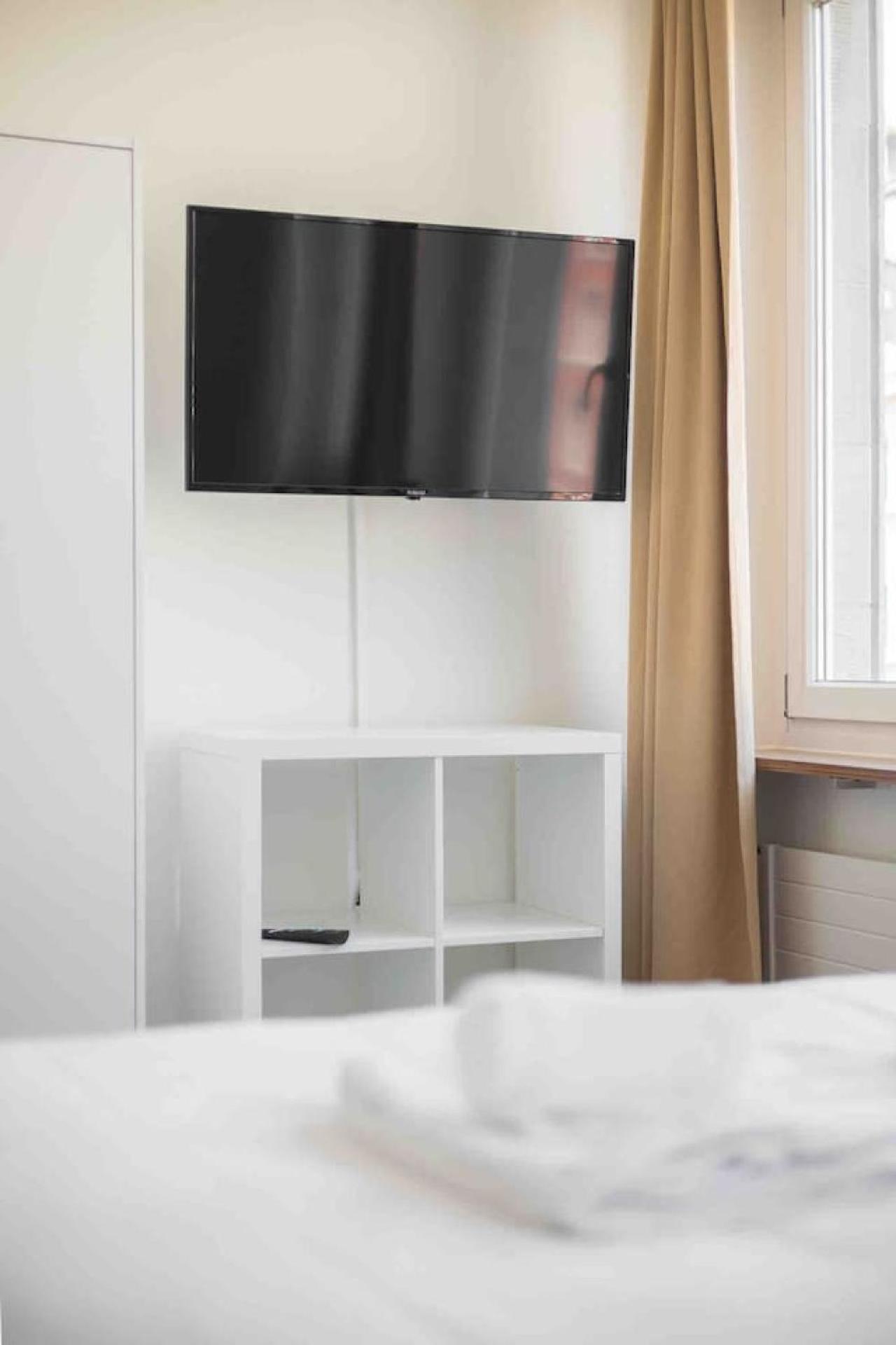 Apartment Downtown Deluxe With Queen Bed Be-35 *