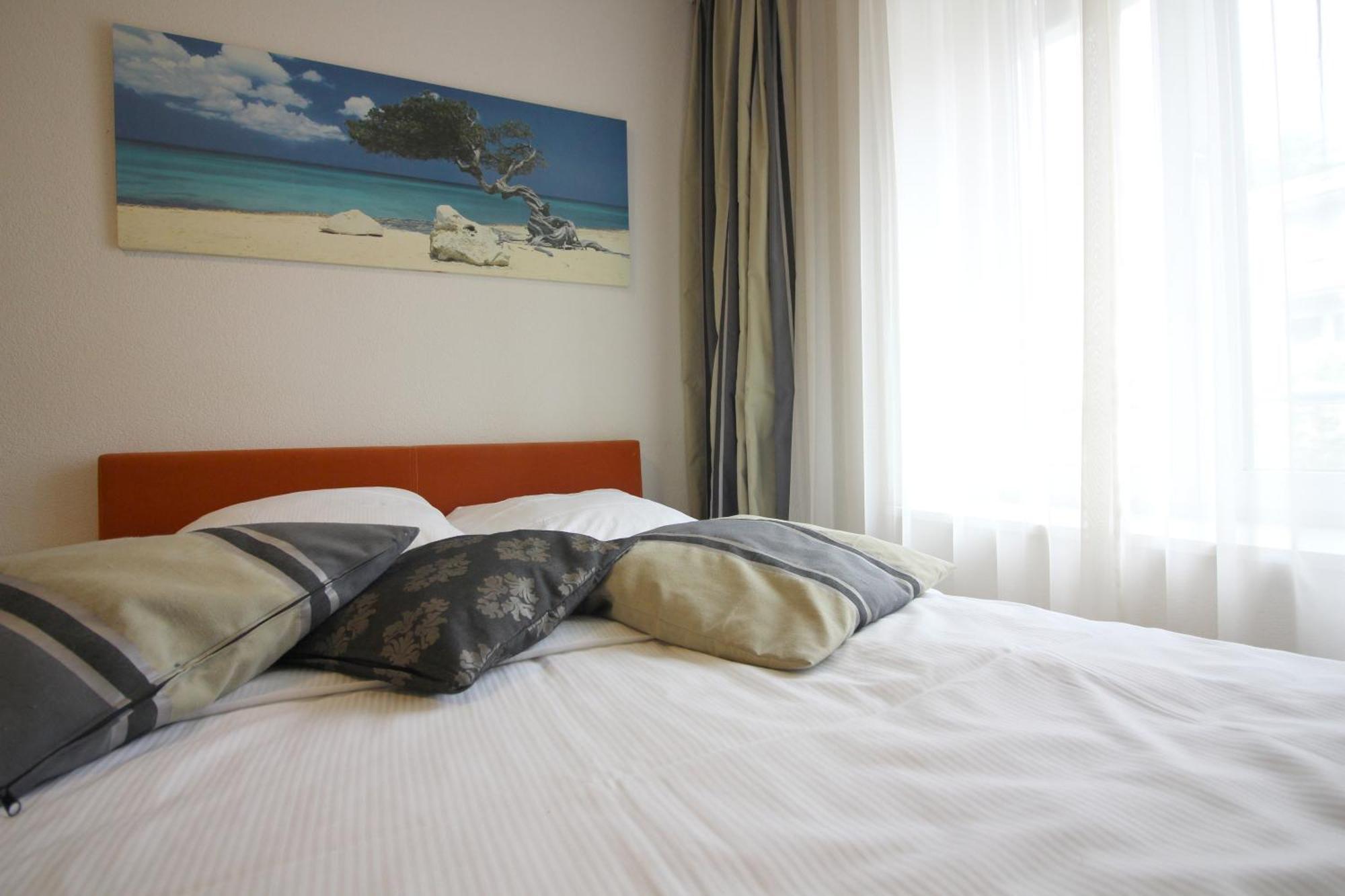 Apartamento Swiss Star Oerlikon Lodge - Self Check-In *