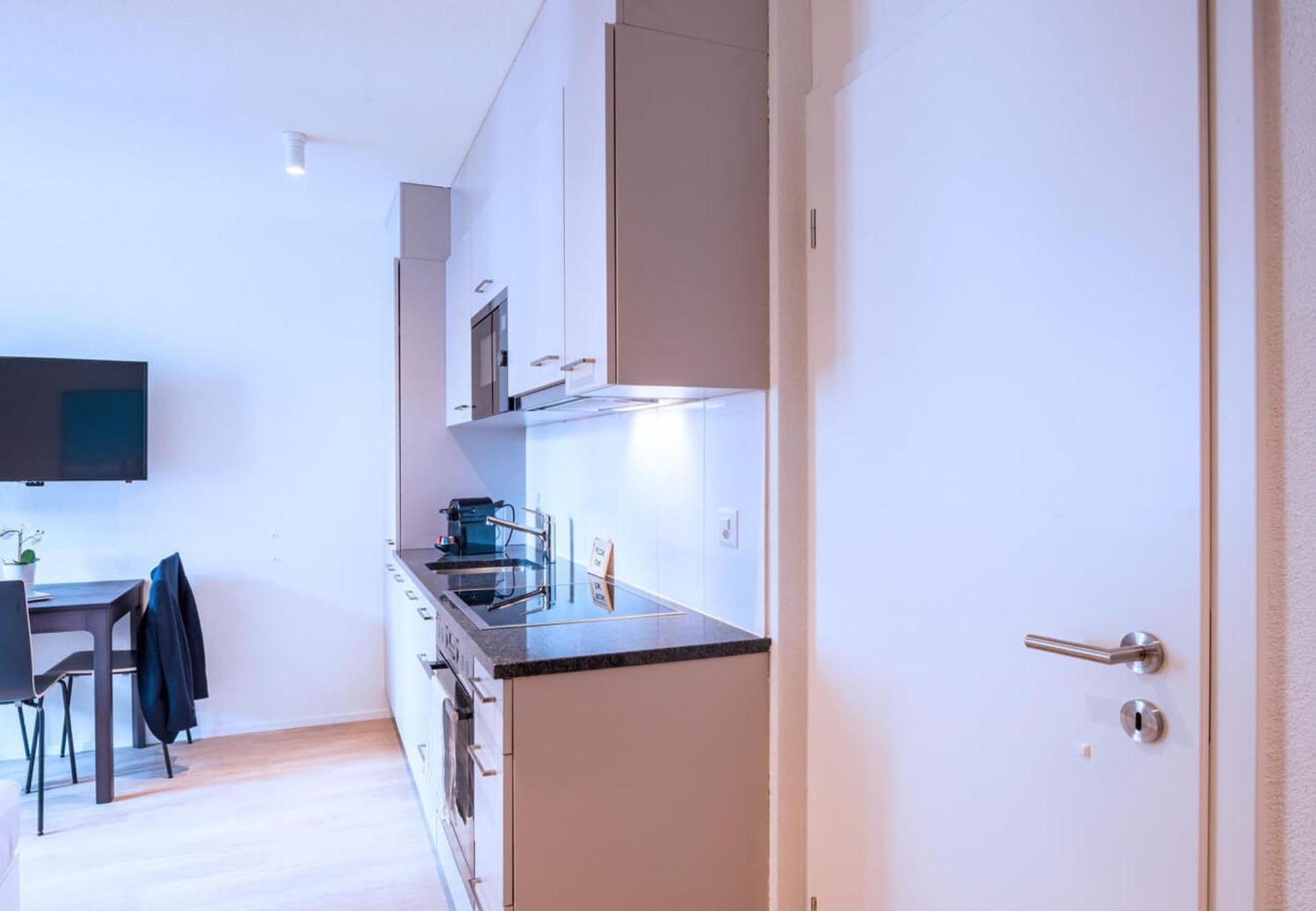 Hitrental Station Apartment