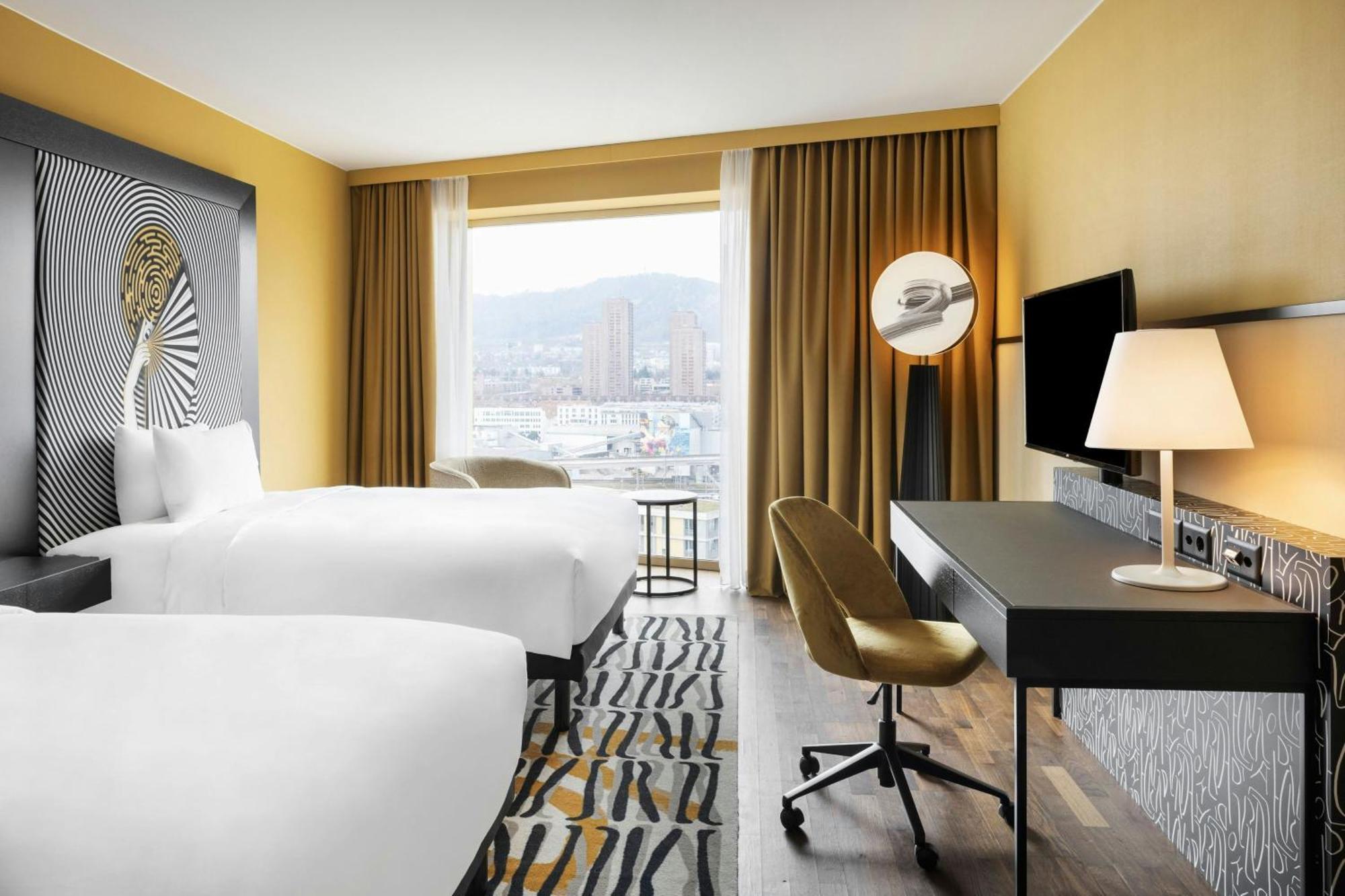Renaissance Tower 5* Zurique