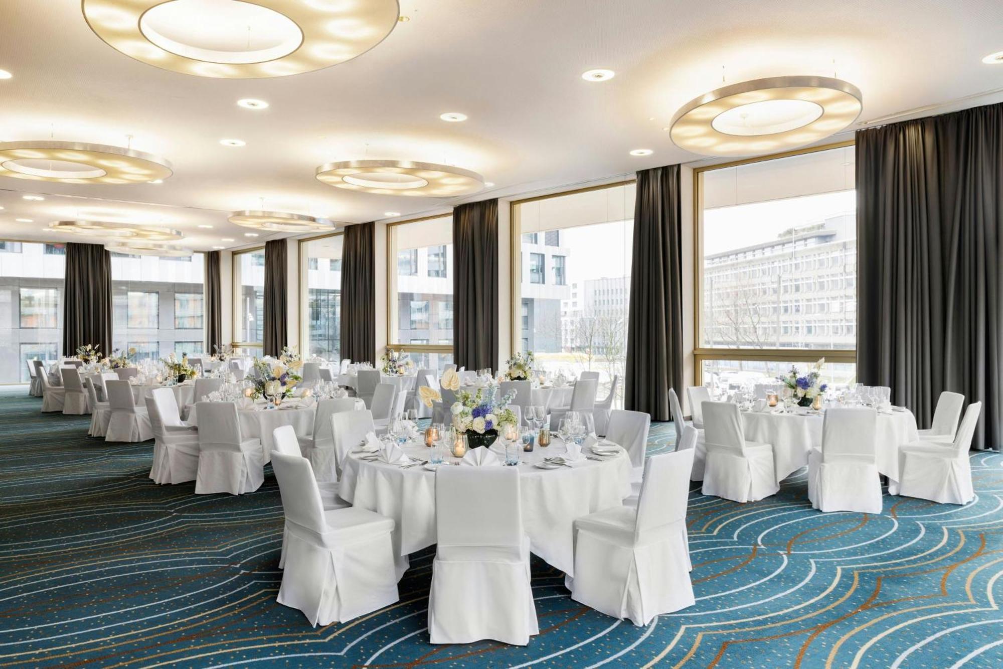 Hotel Renaissance Tower Zurique